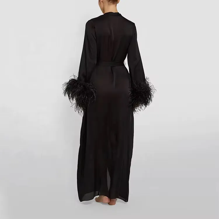 ملابس نوم نسائية من ريش النعام   Women's ostrich feather sleepwear