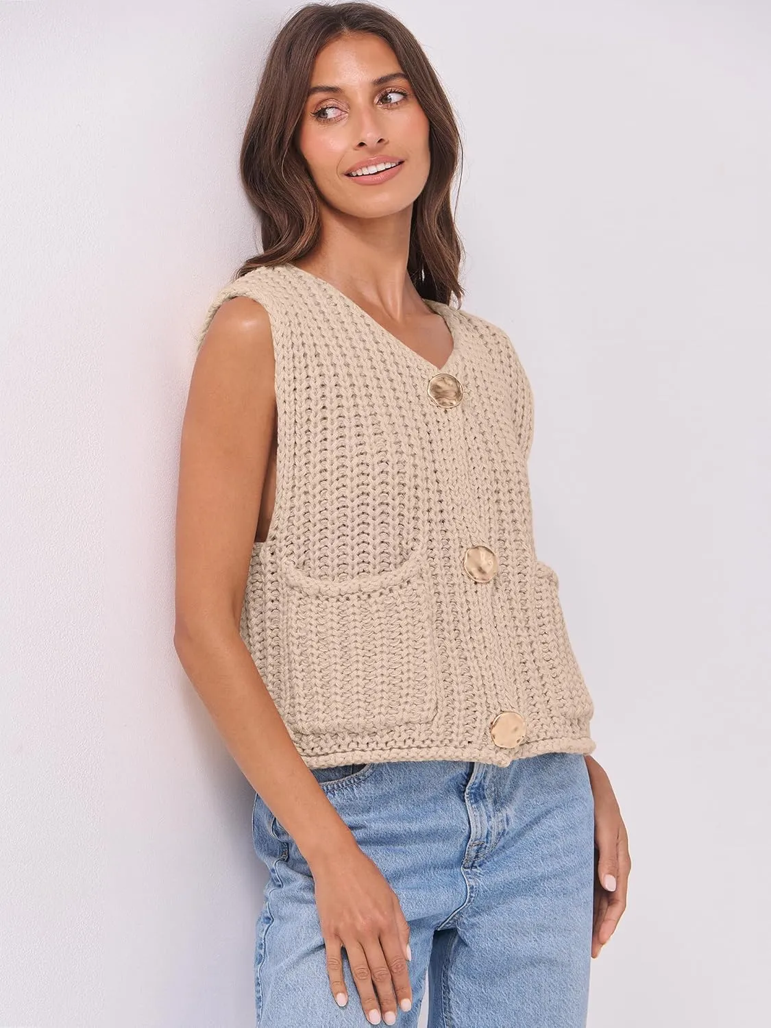 ANRABESS Women Chunky Knit Sweater Vest Button Down Casual Sleeveless Cardigan with Pockets Spring Trendy Outfits 2025