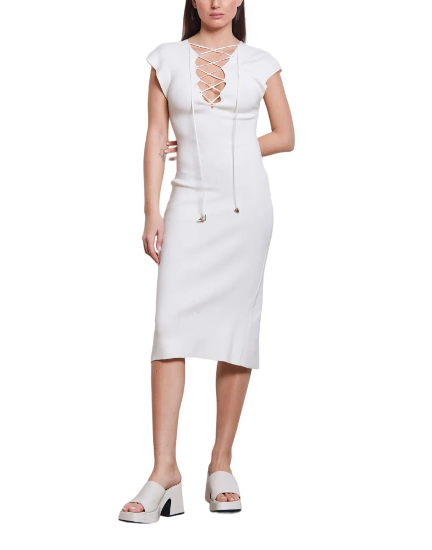 Sure! Optimized title for the e-commerce product VSKD05080 PANNA Akep in English with modifiers could be:

Stylish PANNA Akep Womens Dress - VSKD05080