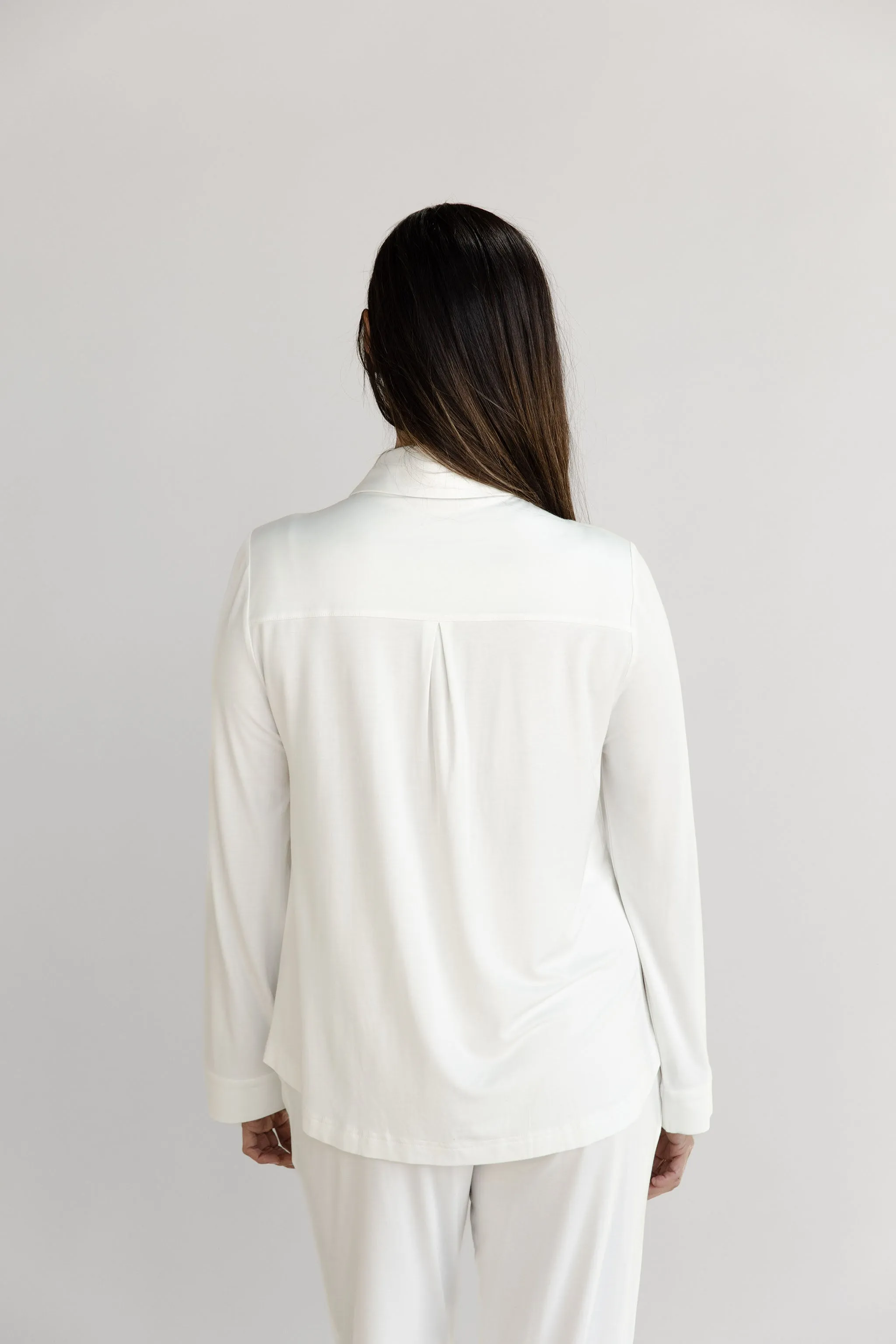 Women's Bamboo Stretch-Knit Collared Long Sleeve Button Down