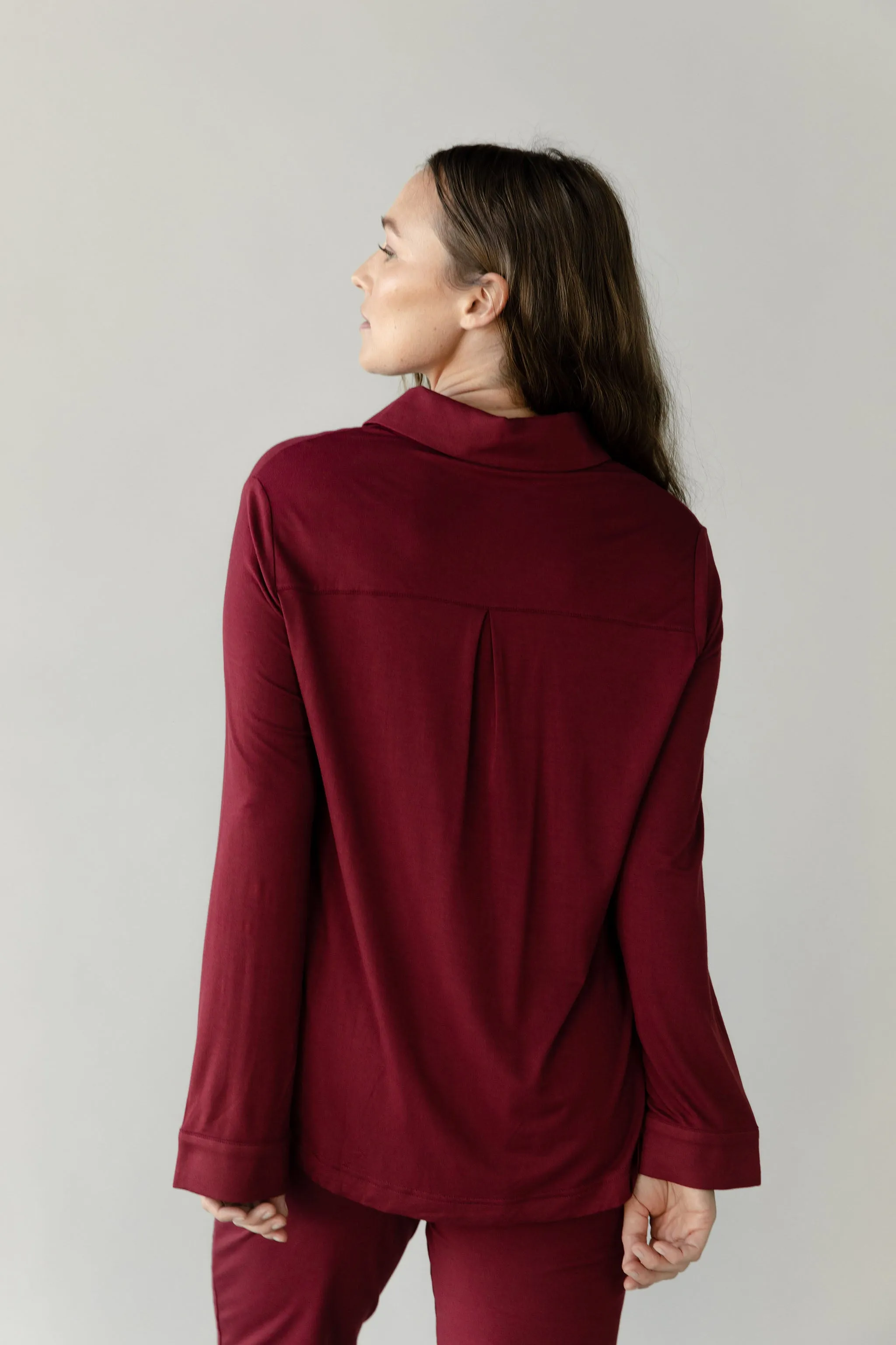 Women's Bamboo Stretch-Knit Collared Long Sleeve Button Down