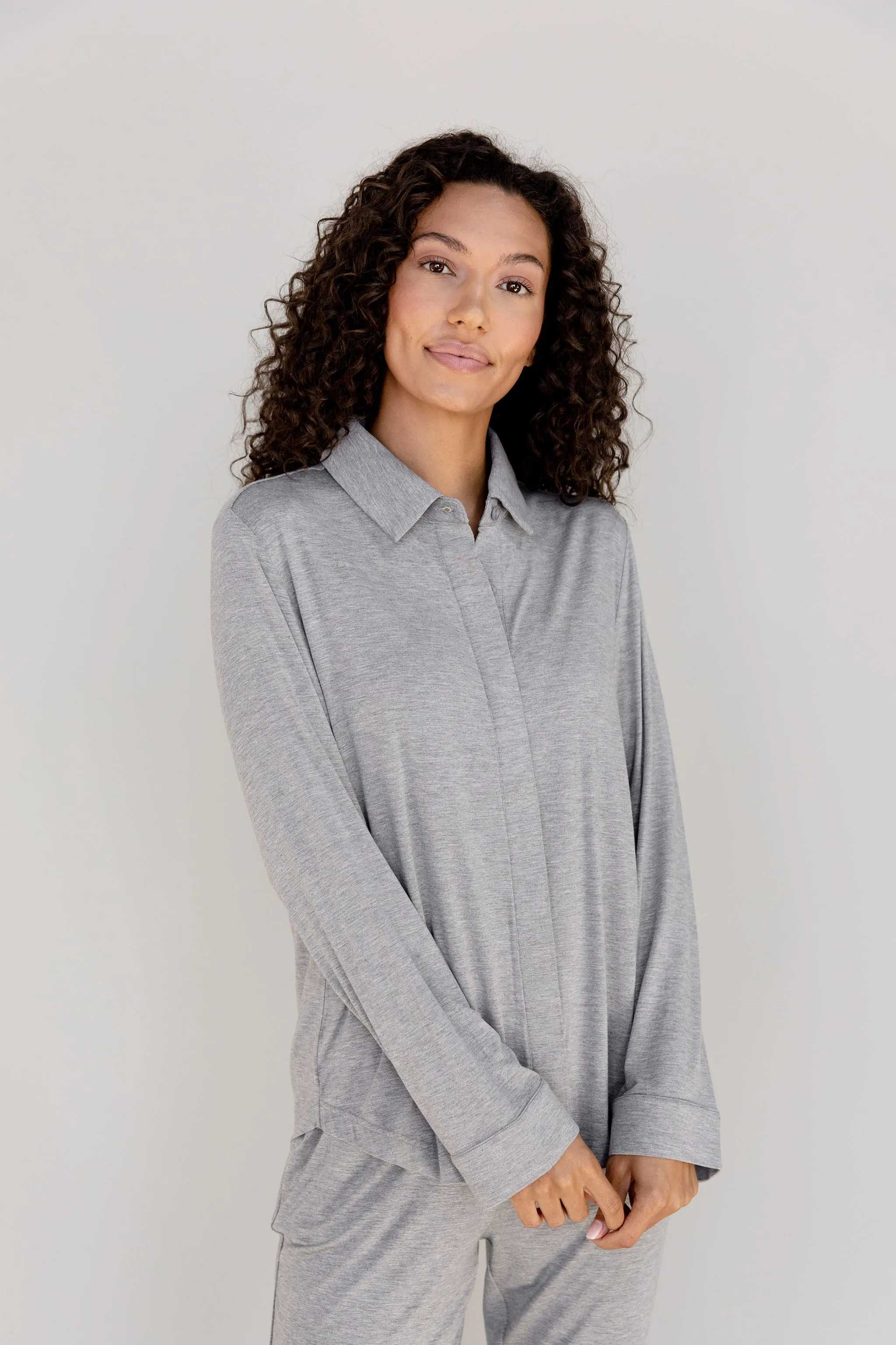 Women's Bamboo Stretch-Knit Collared Long Sleeve Button Down