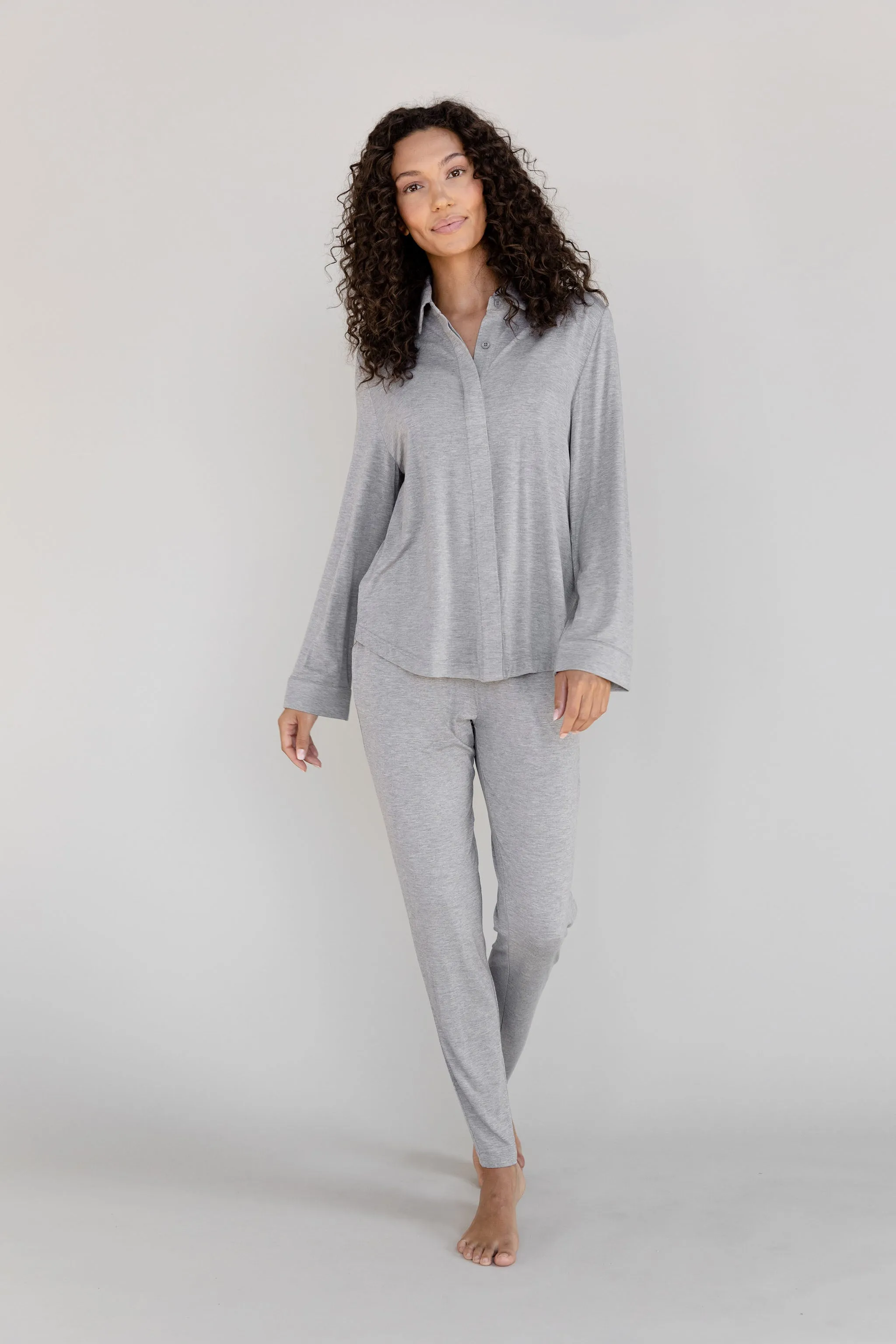 Women's Bamboo Stretch-Knit Collared Long Sleeve Button Down