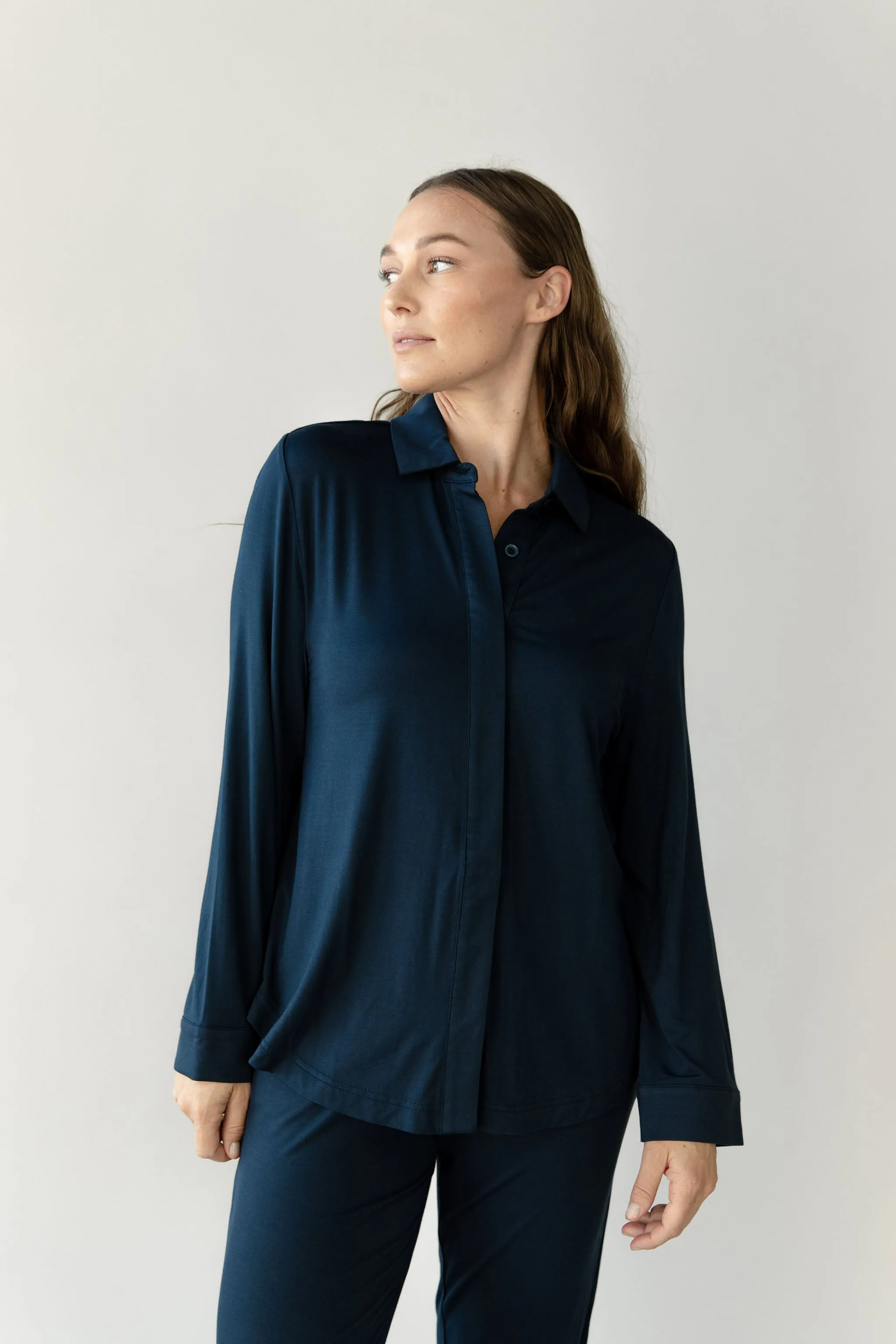 Women's Bamboo Stretch-Knit Collared Long Sleeve Button Down
