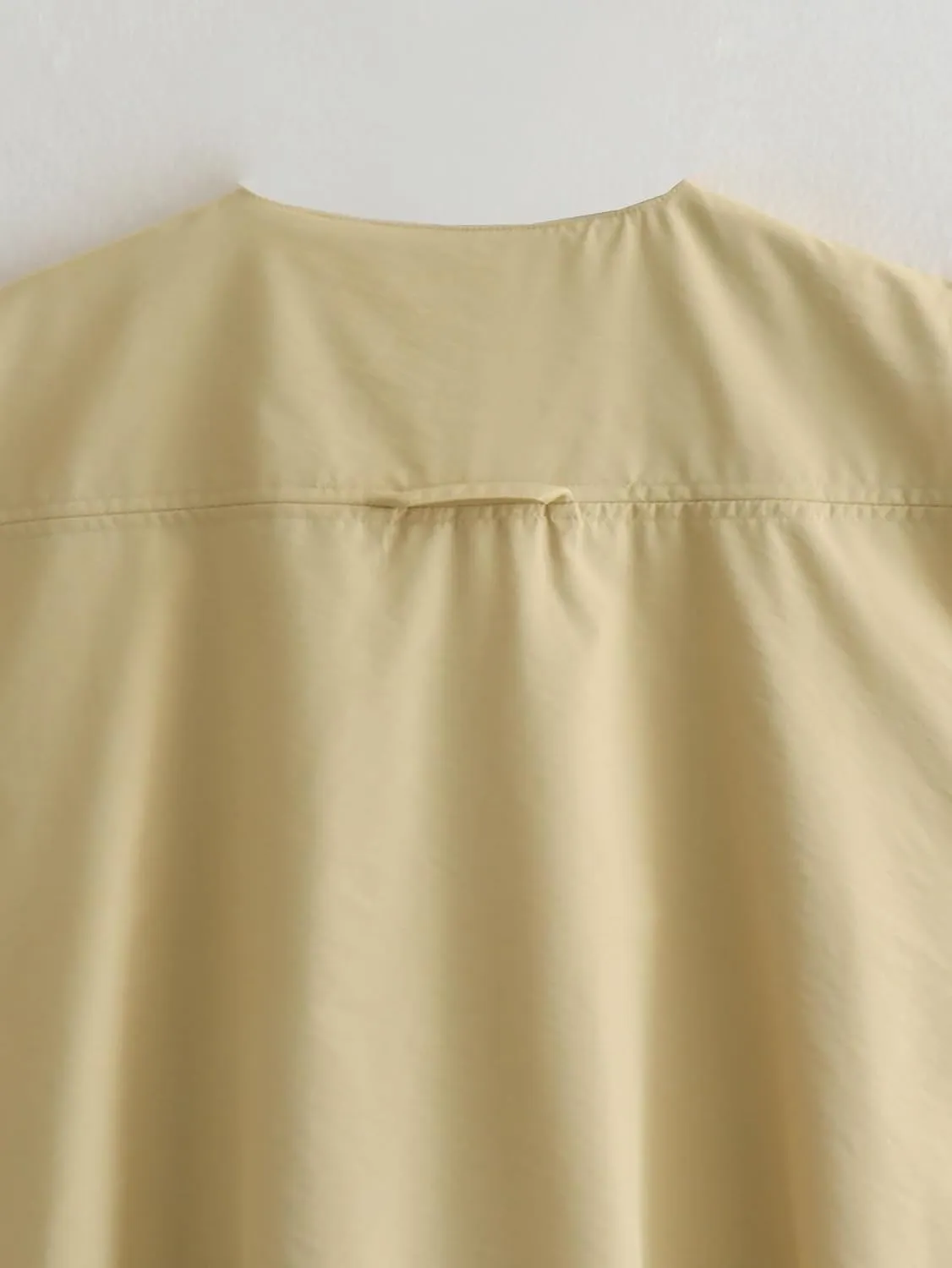 Women's Cargo Vest Oversized Zip Up Vest Casual Ruched Hem Sleeveless Blazer Jackets Vest Top with Pocket